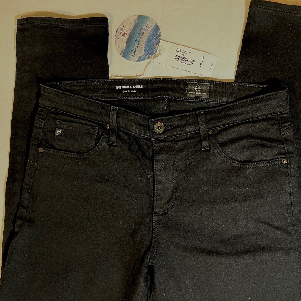 AG ADRIANO GOLDSCHMIED The Prima Ankle Cigarette Ankle black denim jeans.